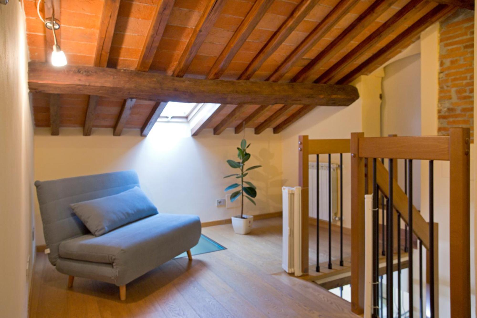 Casa San Girolamo Historic Flat With Cosy Terrace In Lucca'S City Centre Exterior photo