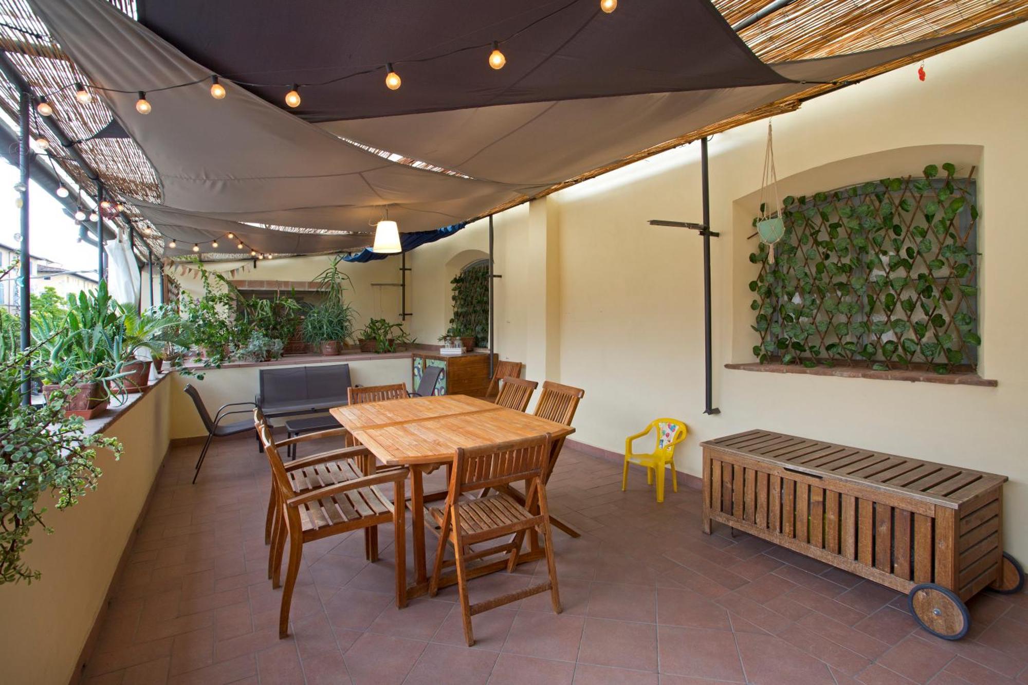 Casa San Girolamo Historic Flat With Cosy Terrace In Lucca'S City Centre Exterior photo